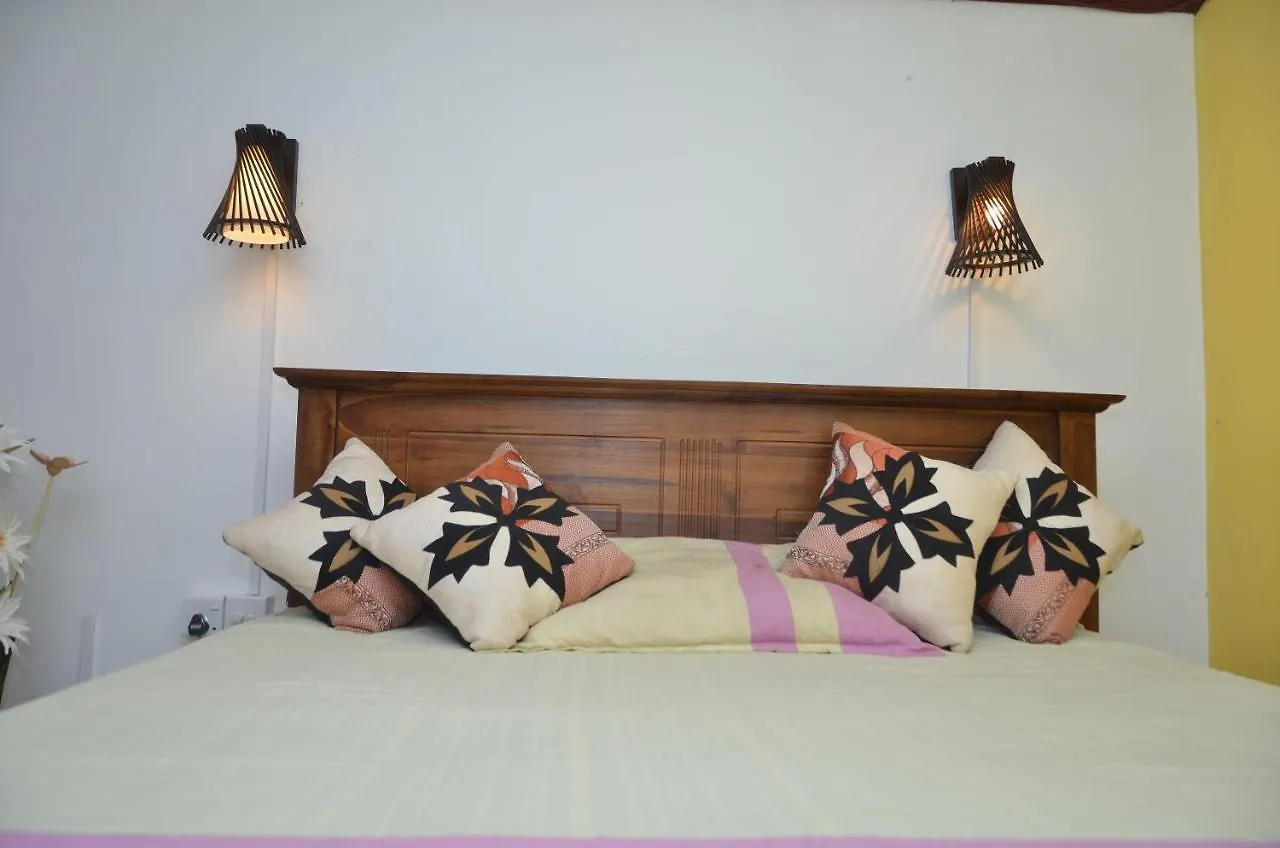 Homestay Villa Eco Green Airport Katunayake