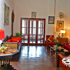  Homestay Madugalle's Family